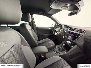 VOLKSWAGEN Tiguan 2.0 tdi r-line 150cv dsg 5