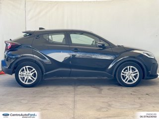 TOYOTA C-hr 1.8h active e-cvt 4