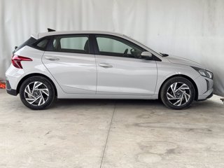 HYUNDAI I20 1.2 mpi connectline 79cv mt 4