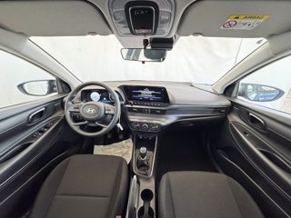 HYUNDAI I20 1.2 mpi connectline 79cv mt 9