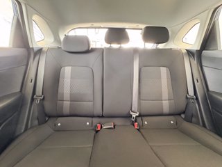 HYUNDAI I20 1.2 mpi connectline 79cv mt 8