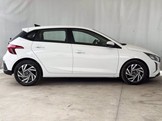 HYUNDAI I20 1.2 mpi connectline 79cv mt 4