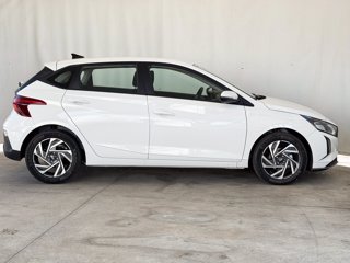 HYUNDAI I20 1.2 mpi connectline 79cv mt 4