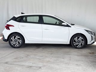 HYUNDAI I20 1.2 mpi connectline 79cv mt 4