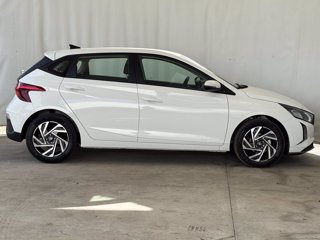 HYUNDAI I20 1.2 mpi connectline 79cv mt 4
