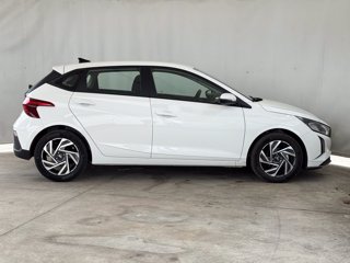 HYUNDAI I20 1.2 mpi connectline 79cv mt 4