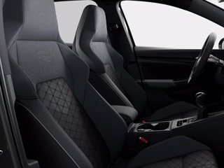 VOLKSWAGEN Golf 2.0 tdi r-line 150cv 5