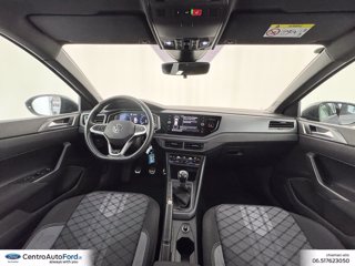 VOLKSWAGEN Taigo 1.0 tsi r-line 115cv 9