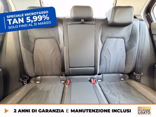 VOLKSWAGEN Golf 2.0 tdi style 150cv dsg 9