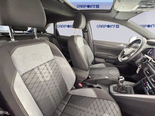 VOLKSWAGEN Taigo 1.0 tsi r-line 115cv 8
