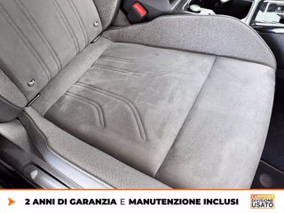 VOLKSWAGEN Golf 2.0 tdi style 150cv dsg 9