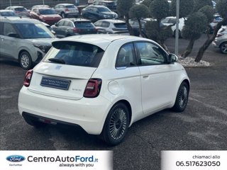 FIAT 500 Berlina Hybrid Torino 4