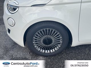 FIAT 500 Berlina Hybrid Torino 7