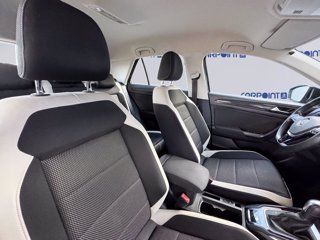 VOLKSWAGEN T-roc 1.5 tsi advanced dsg 7