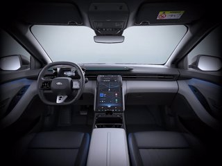 FORD Capri 52kwh standard range premium rwd 3