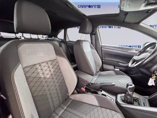 VOLKSWAGEN Taigo 1.0 tsi r-line 110cv 8