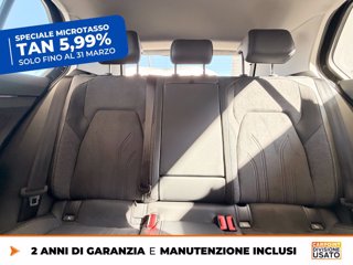 VOLKSWAGEN Golf 2.0 tdi style 150cv dsg 9