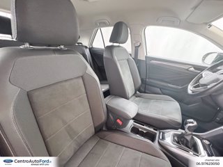 VOLKSWAGEN T-roc 1.5 tsi style 6