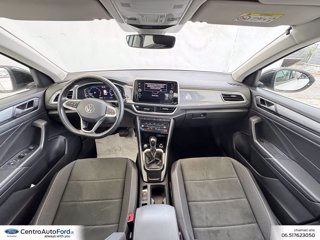 VOLKSWAGEN T-roc 1.5 tsi style dsg 9