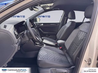 VOLKSWAGEN T-roc 1.5 tsi r-line 8
