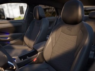 VOLKSWAGEN T-roc 1.5 etsi r-line 150cv dsg 4