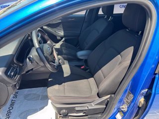FORD Focus 1.0t ecoboost h st-line 125cv 8