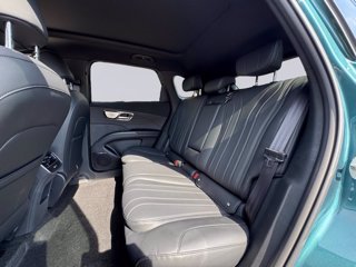 LEPAS Lepas L8 PHEV 1.5TGDI DHT1 Elegance 4
