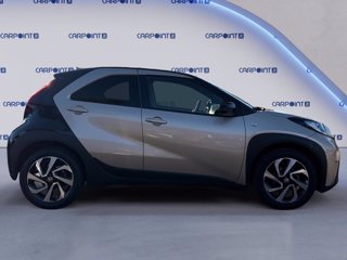 TOYOTA Aygo x 1.0 lounge air 72cv 6