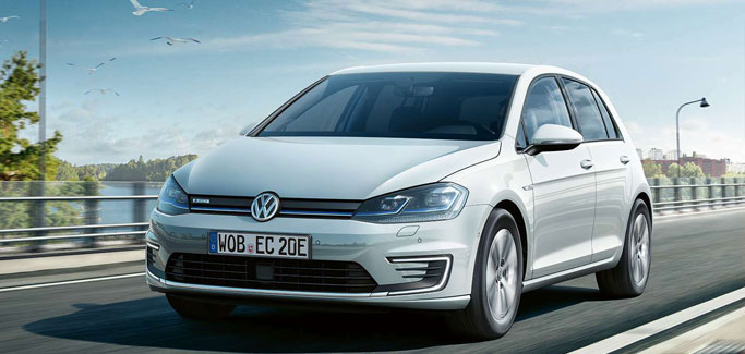 Volkswagen Golf Elettrica (2)