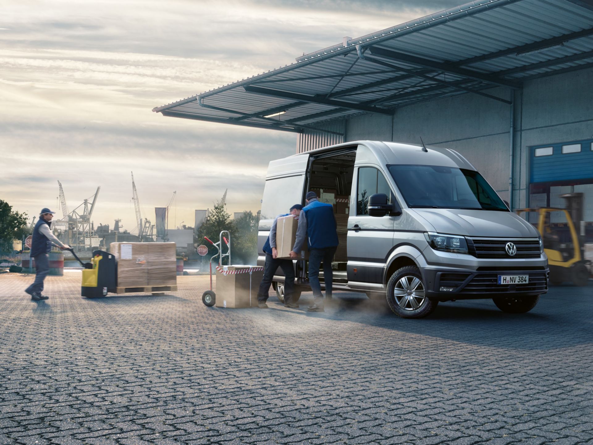 Cr1557 Vw Crafter Van Loading Capacity 16X9 2560X1440