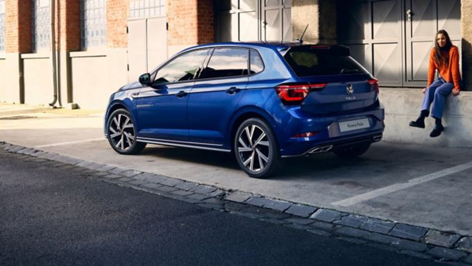 PO4856 Polo Exterior Back Side Stage Targa 16 9