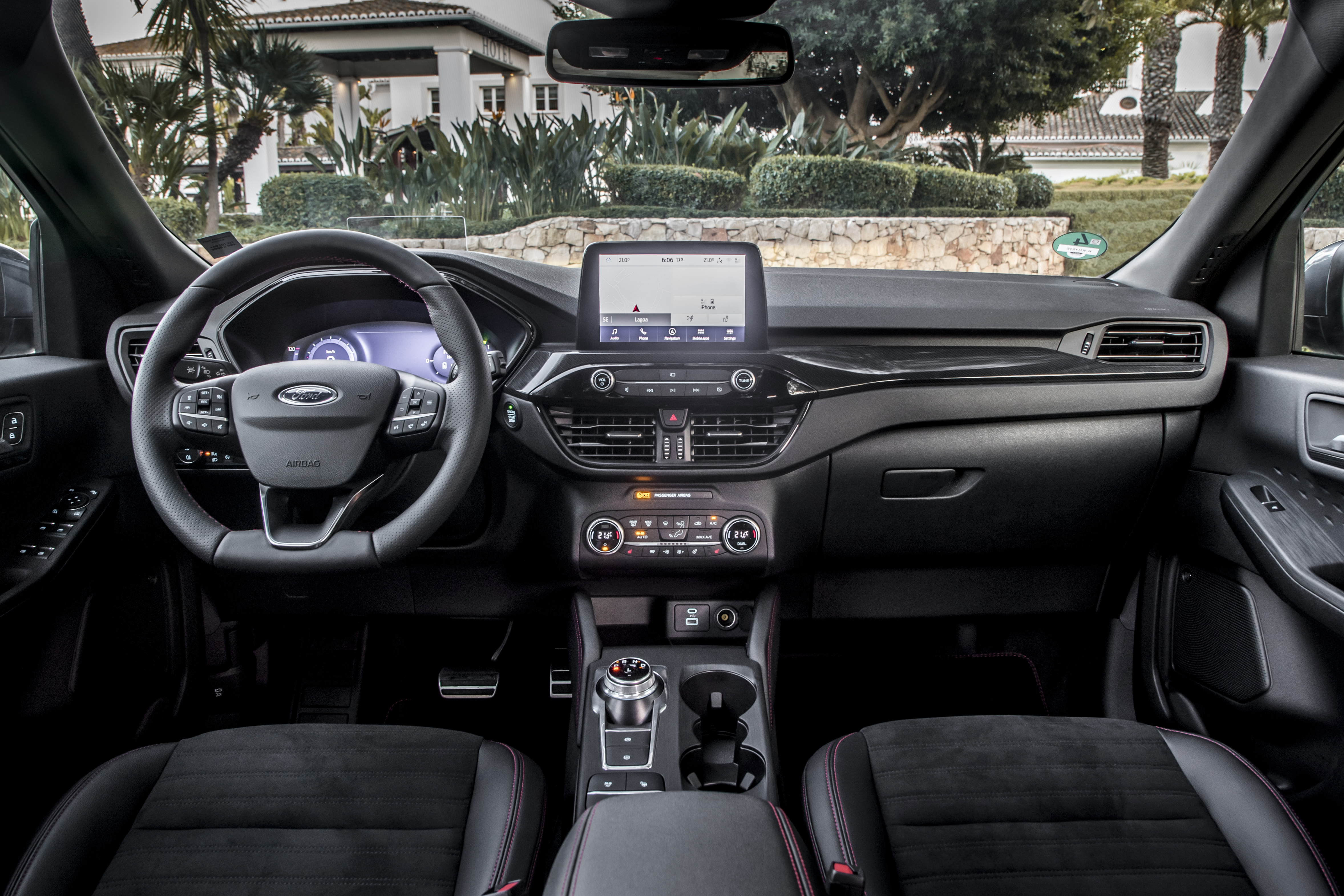 Kuga ST Line X Plug In Hybrid 027