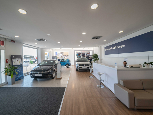 Salone Volkswagen Carpoint