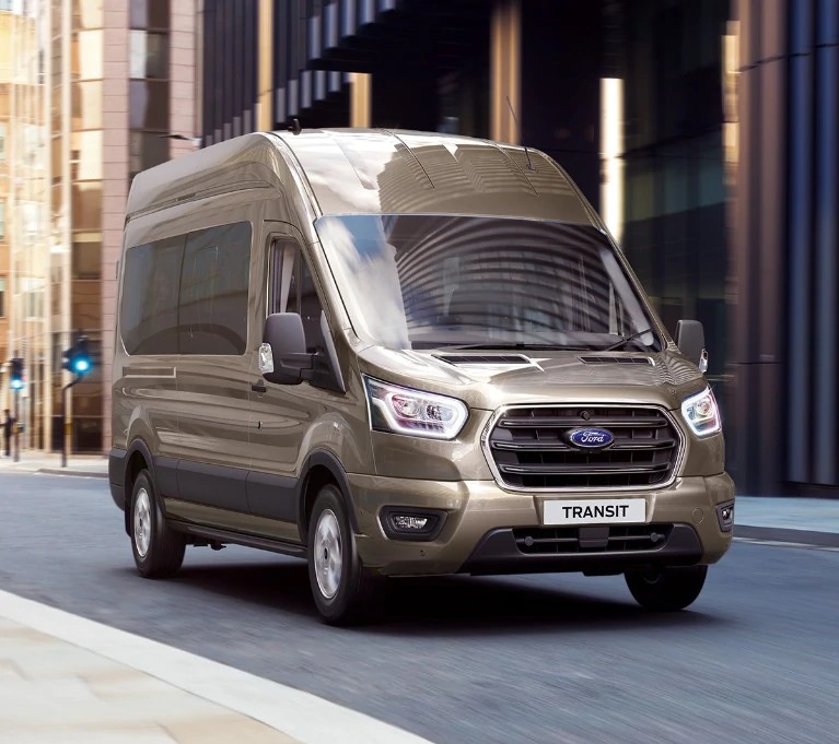 Ford Transit Minibus (1)